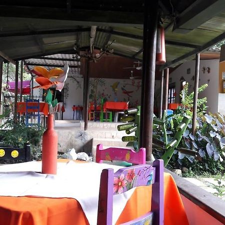 Sierra Sounds House Bed & Breakfast มินกา ภายนอก รูปภาพ